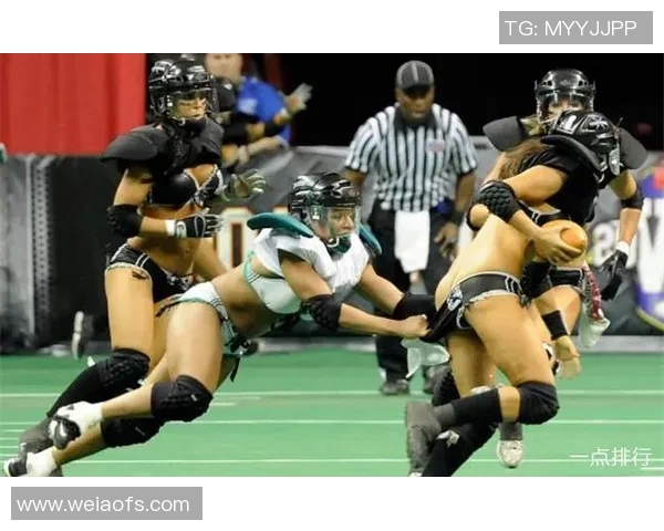 足球场上的那些搞笑瞬间 球星们的失误与意外笑料合集